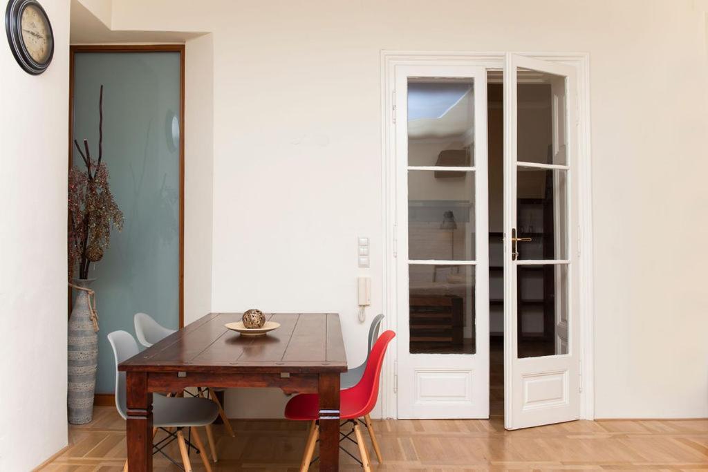 Velky Apartman Bratislava Exteriör bild