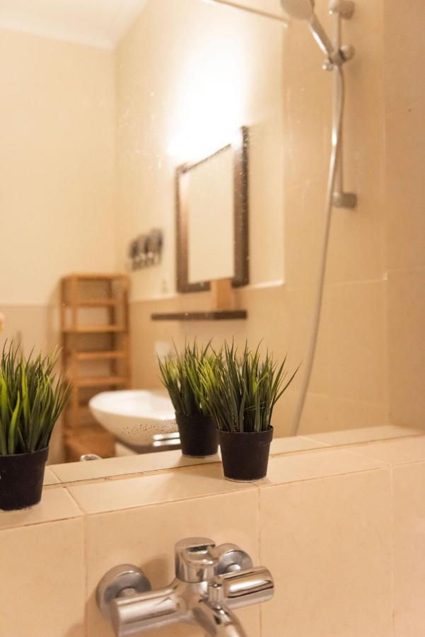 Velky Apartman Bratislava Exteriör bild